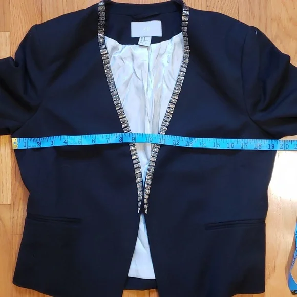 H & M Slightly Cropped Blazer with metallic beading detail - Picture 8 of 10